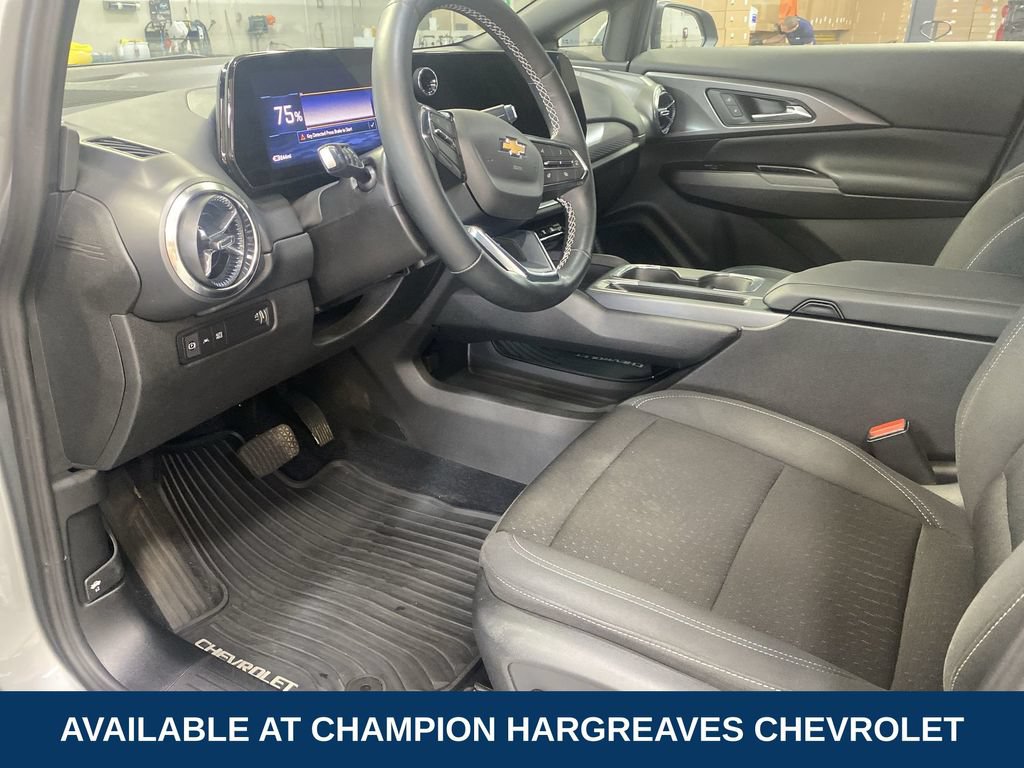 Certified 2025 Chevrolet Equinox EV LT w/ Comfort Package FWD image 13