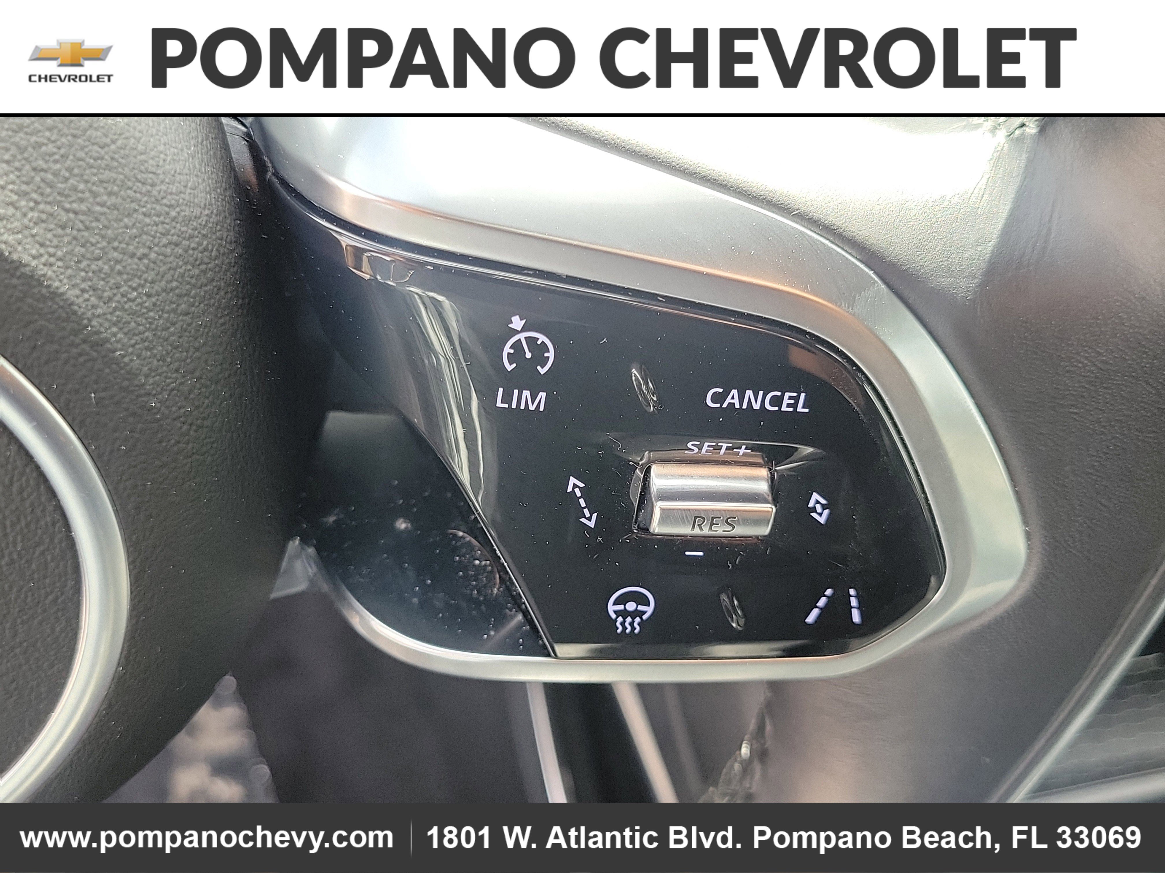 Used 2025 Jaguar F-PACE R-Dynamic S image 24