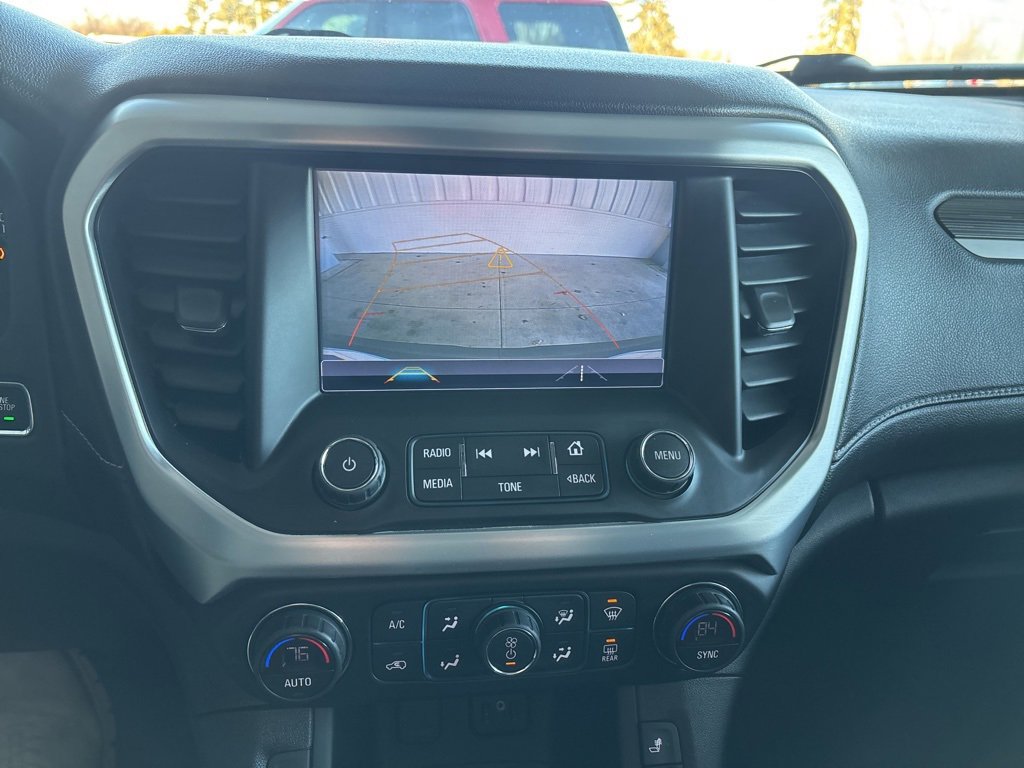 Used 2018 GMC Acadia SLT image 16