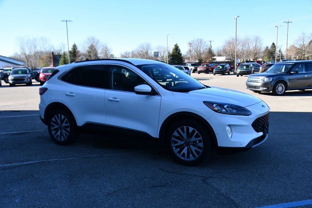 Used 2021 Ford Escape Titanium image 8