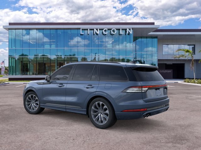 New 2026 Lincoln Aviator 2WD w/ Jet Appearance Package image 4
