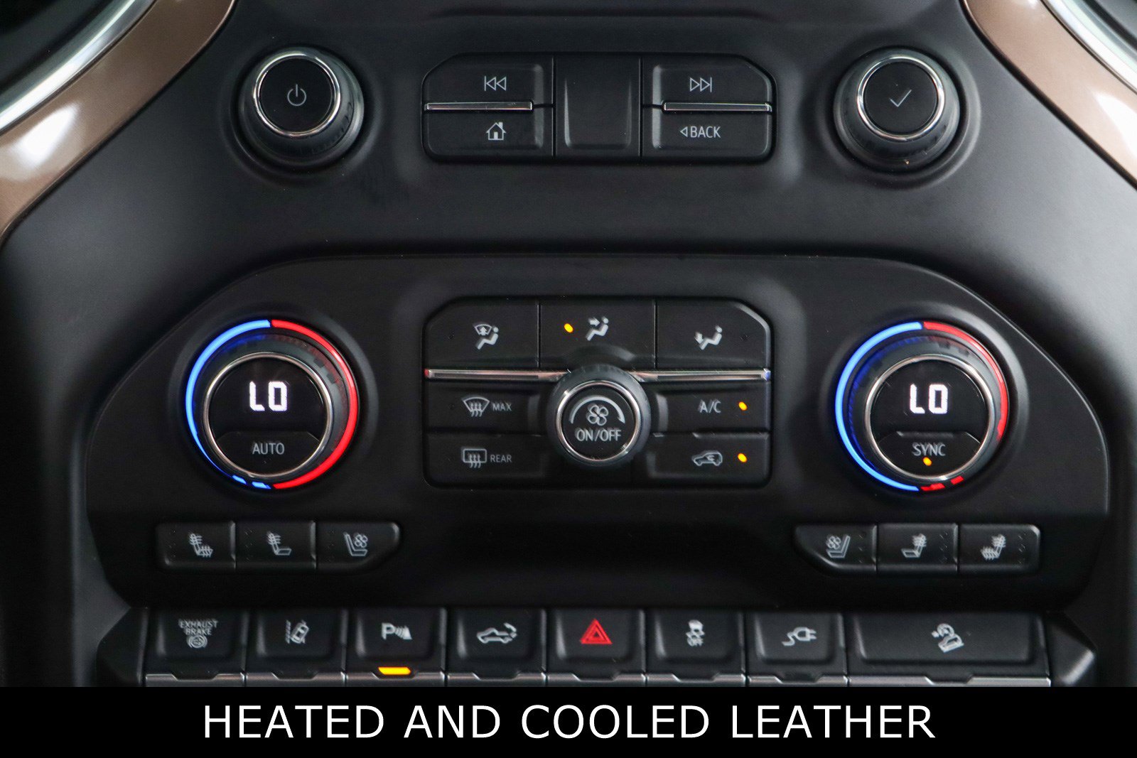 Used 2023 Chevrolet Silverado 2500 High Country w/ Technology Package image 21