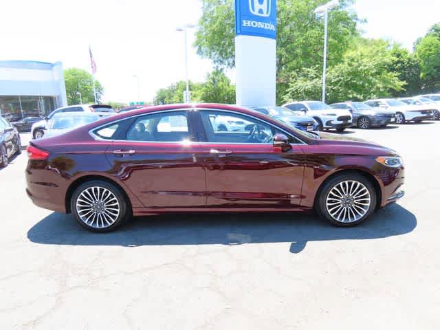 Used 2017 Ford Fusion SE FWD image 3