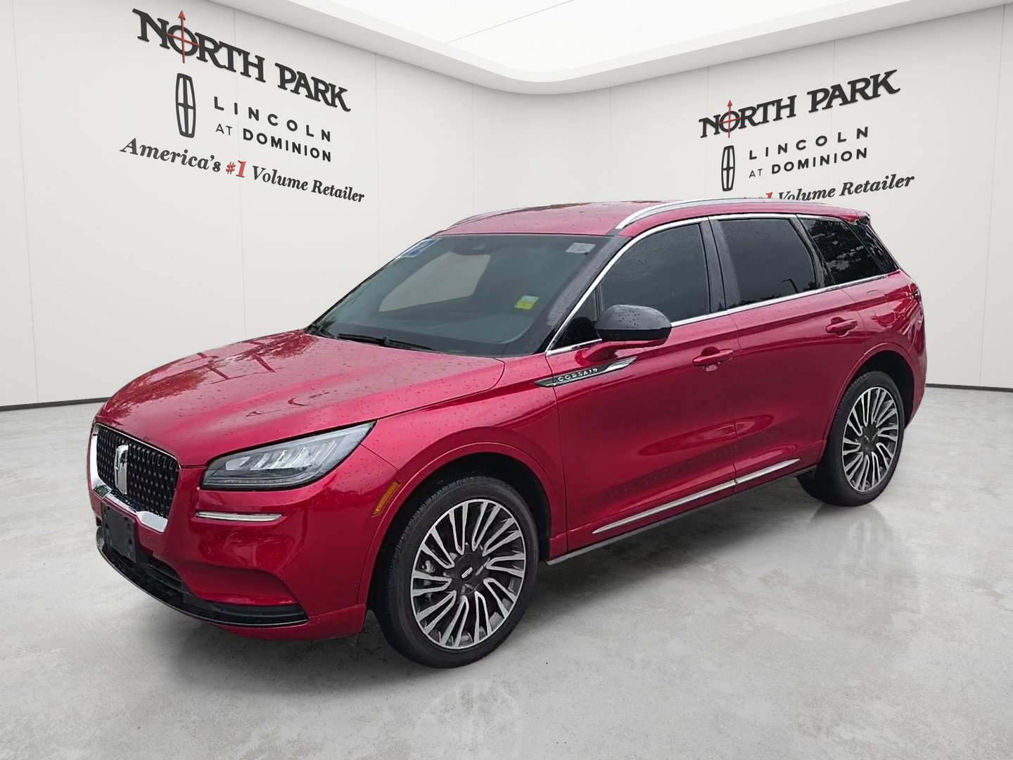 Used 2022 Lincoln Corsair AWD w/ Equipment Group 101A image 1