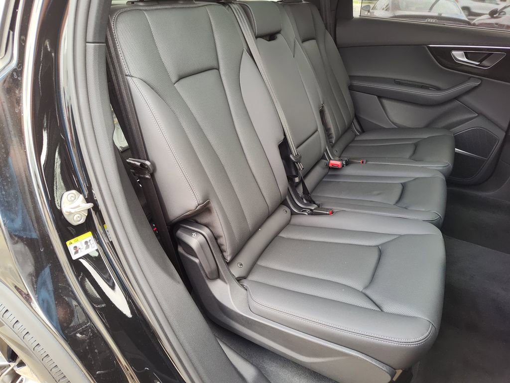 Certified 2025 Audi Q7 3.0T Premium Plus w/ Premium Plus Package image 36