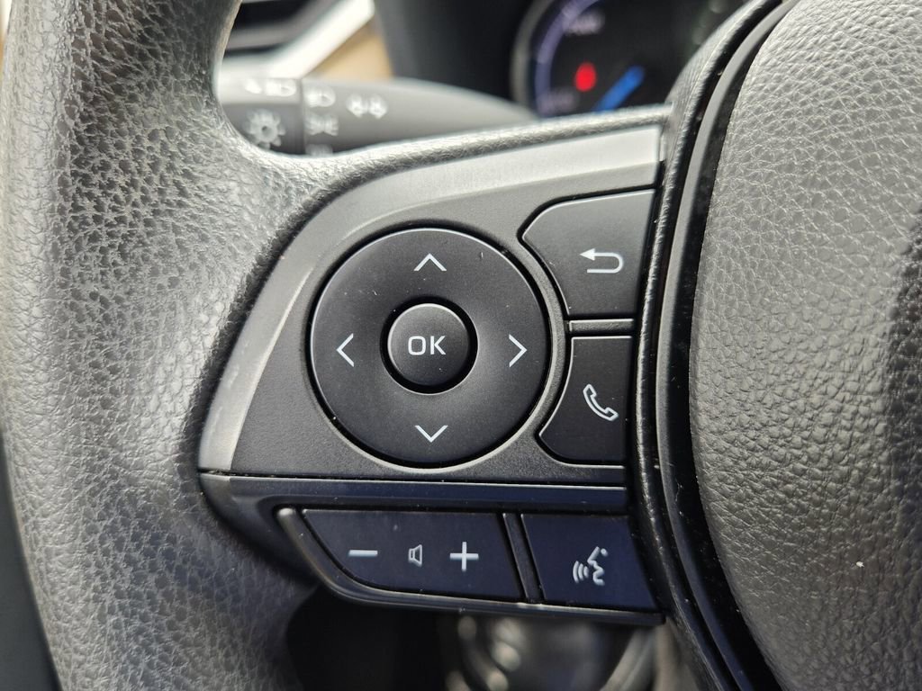 Used 2023 Toyota RAV4 LE image 25