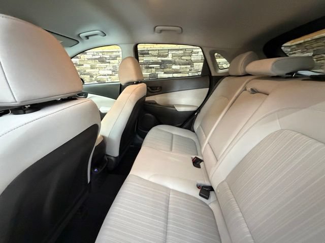 Used 2023 Hyundai Kona SEL AWD/4WD image 30
