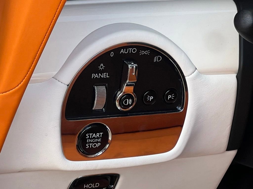 Used 2024 Rolls-Royce Spectre w/ Spectre Launch Package AWD/4WD image 13