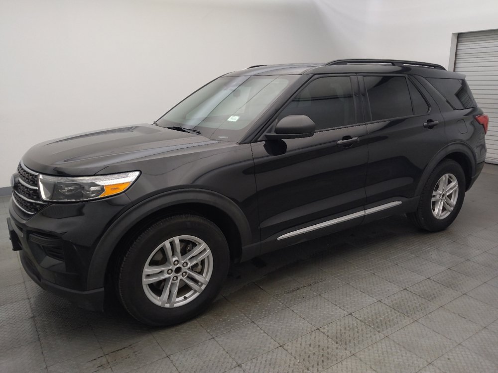 Used 2021 Ford Explorer XLT RWD image 2