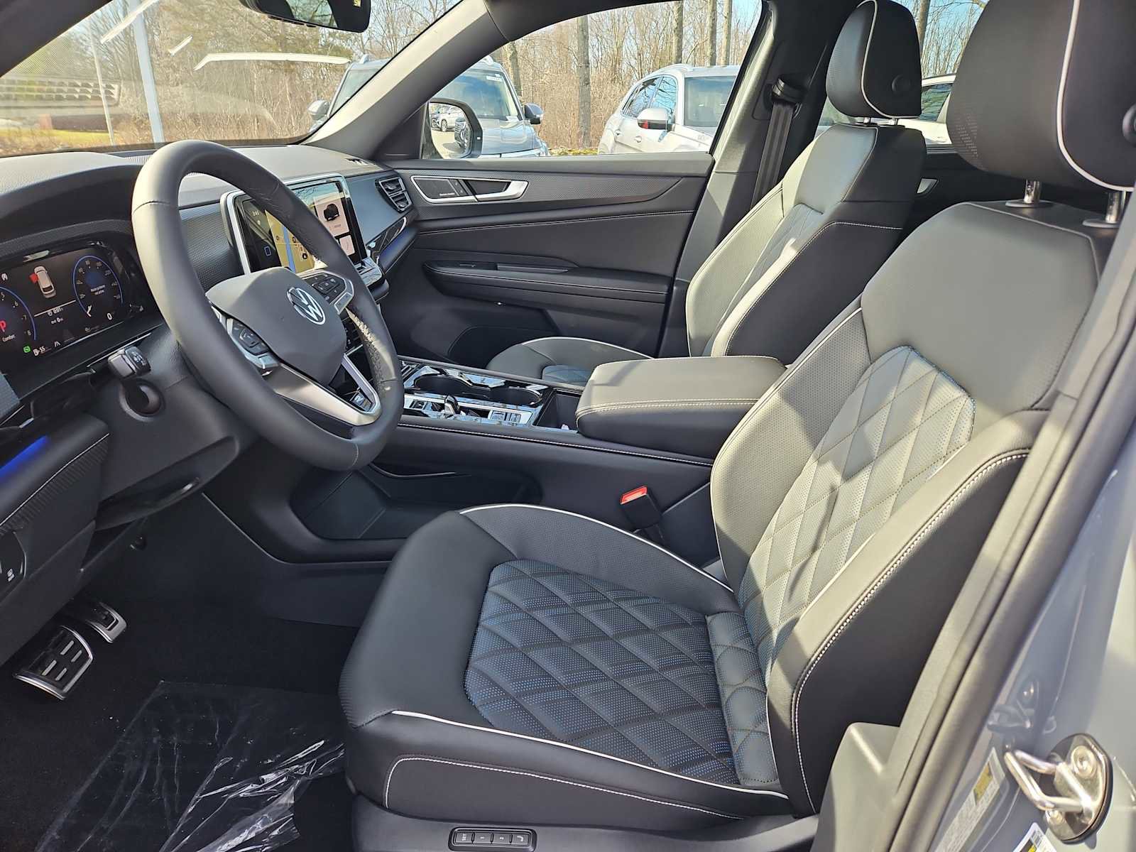 New 2026 Volkswagen Atlas Cross Sport SEL Premium R-Line image 10