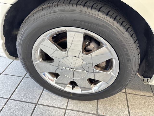 Used 2002 Ford Thunderbird RWD image 5