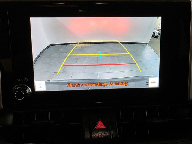 Used 2025 Toyota RAV4 LE AWD/4WD image 19