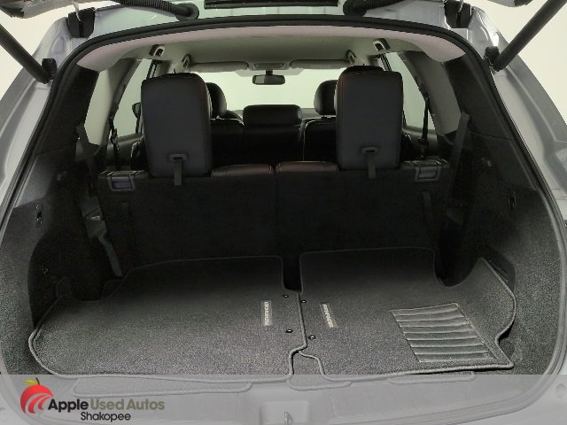 Used 2019 Nissan Pathfinder SL image 8