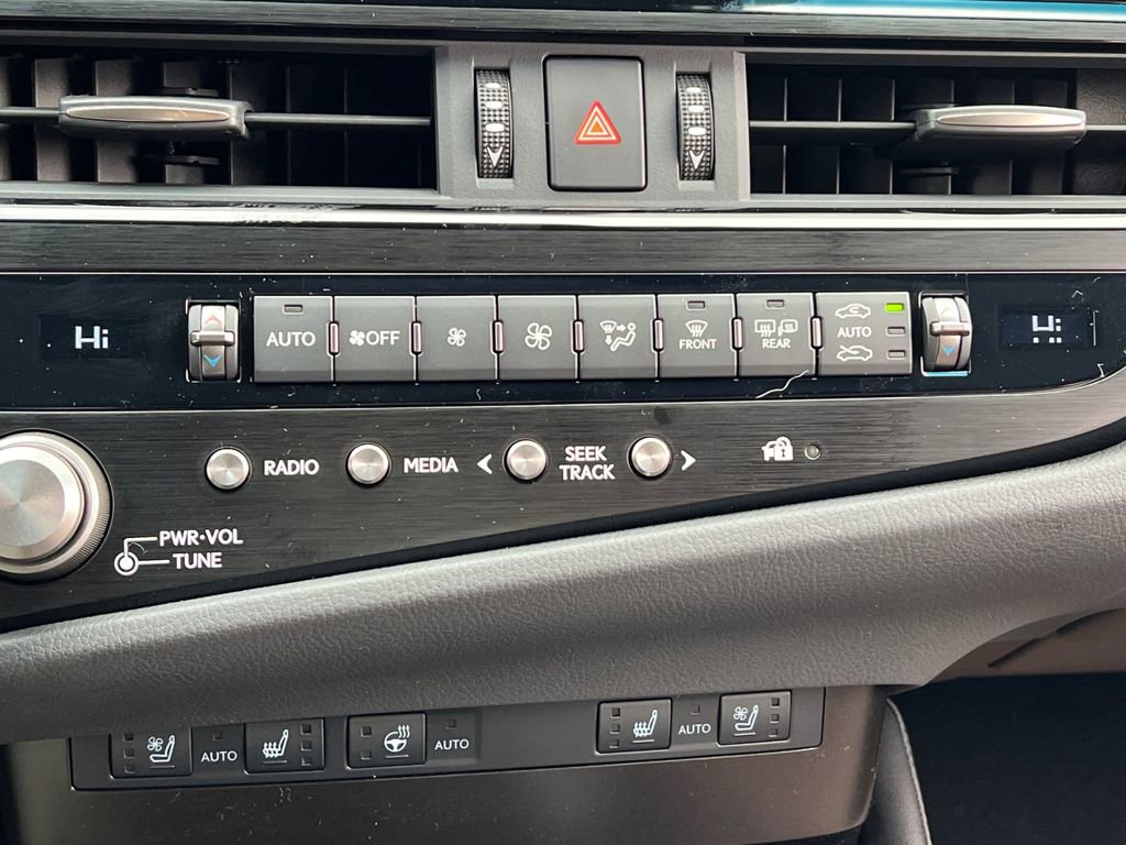 New 2025 Lexus ES 350 w/ Premium Package image 19