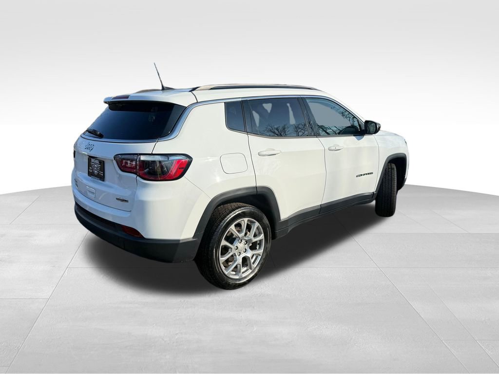 Used 2023 Jeep Compass Latitude image 8