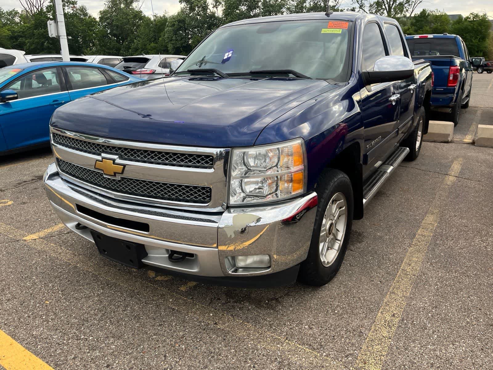 Used 2012 Chevrolet Silverado 1500 LT AWD/4WD image 3