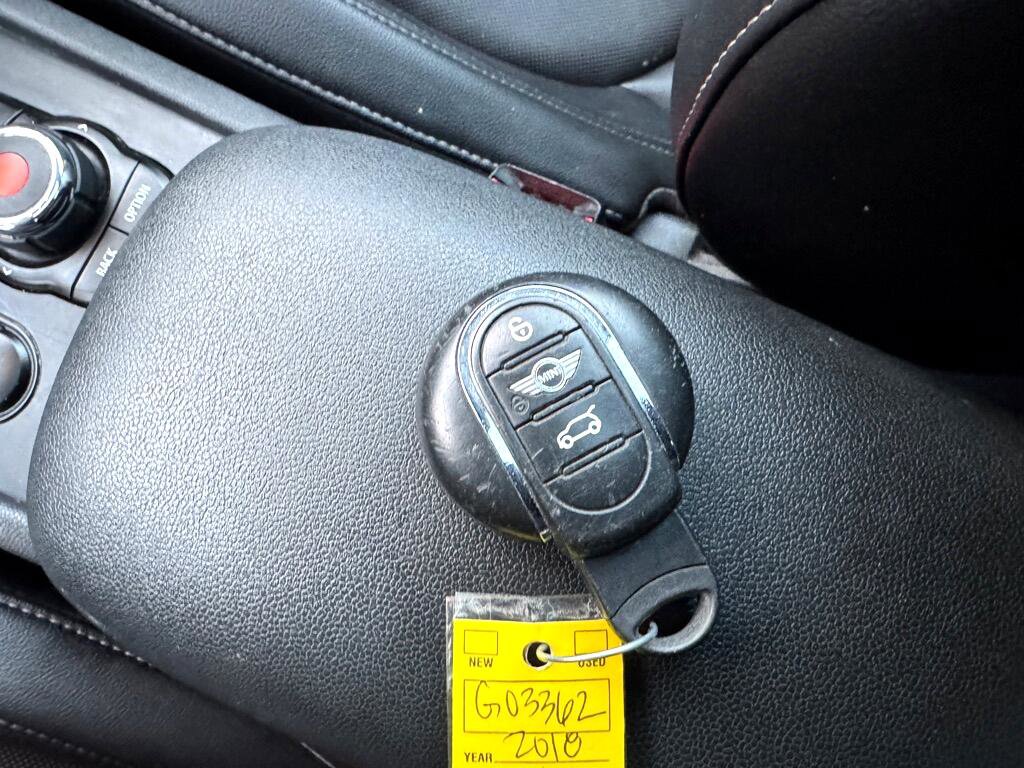 Used 2018 MINI Cooper Clubman S image 40