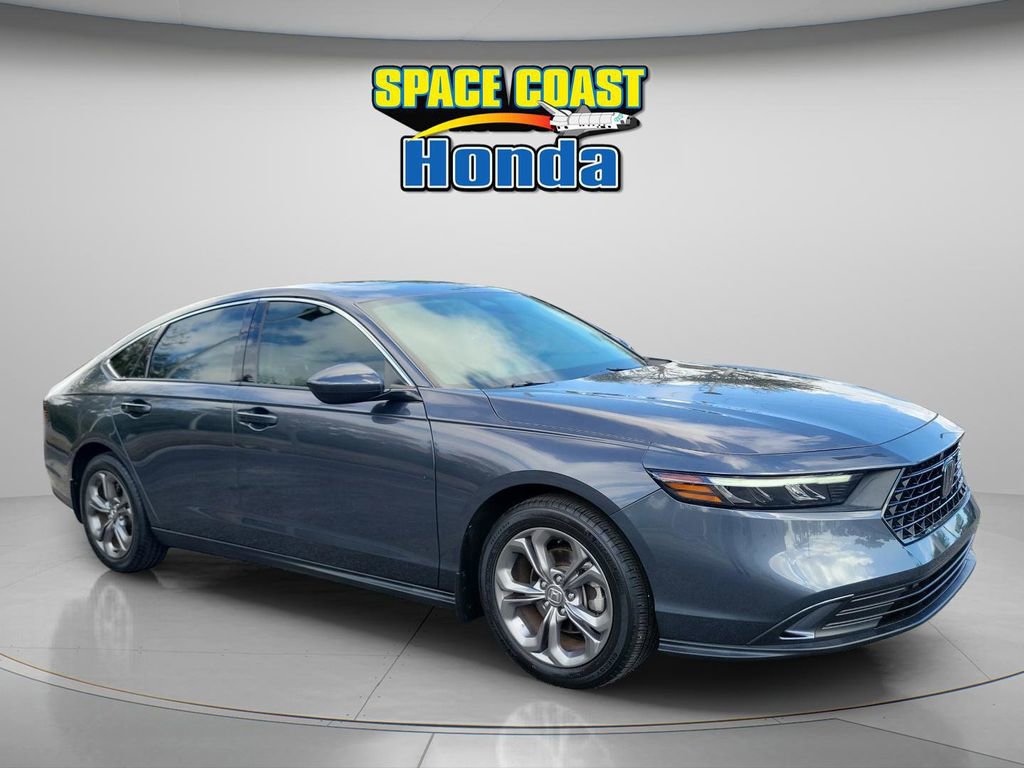 Used 2023 Honda Accord EX image 1