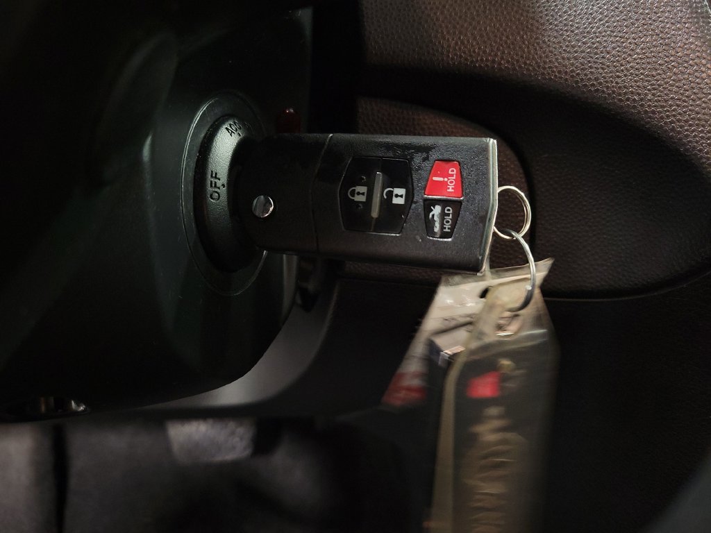 Used 2012 MAZDA MAZDA3 i Touring FWD image 21
