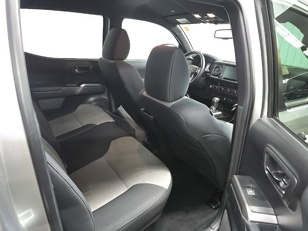 Used 2023 Toyota Tacoma TRD Off-Road w/ Black Out Package (TMS) AWD/4WD image 17