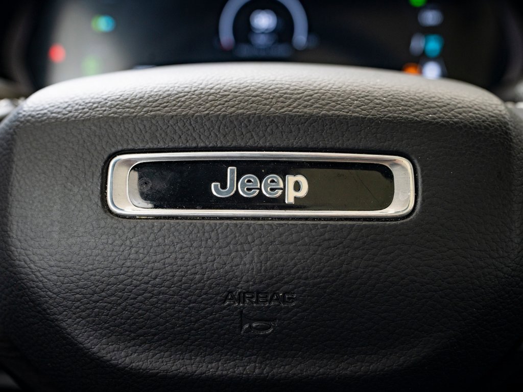 Used 2024 Jeep Grand Cherokee Limited 4xe image 27