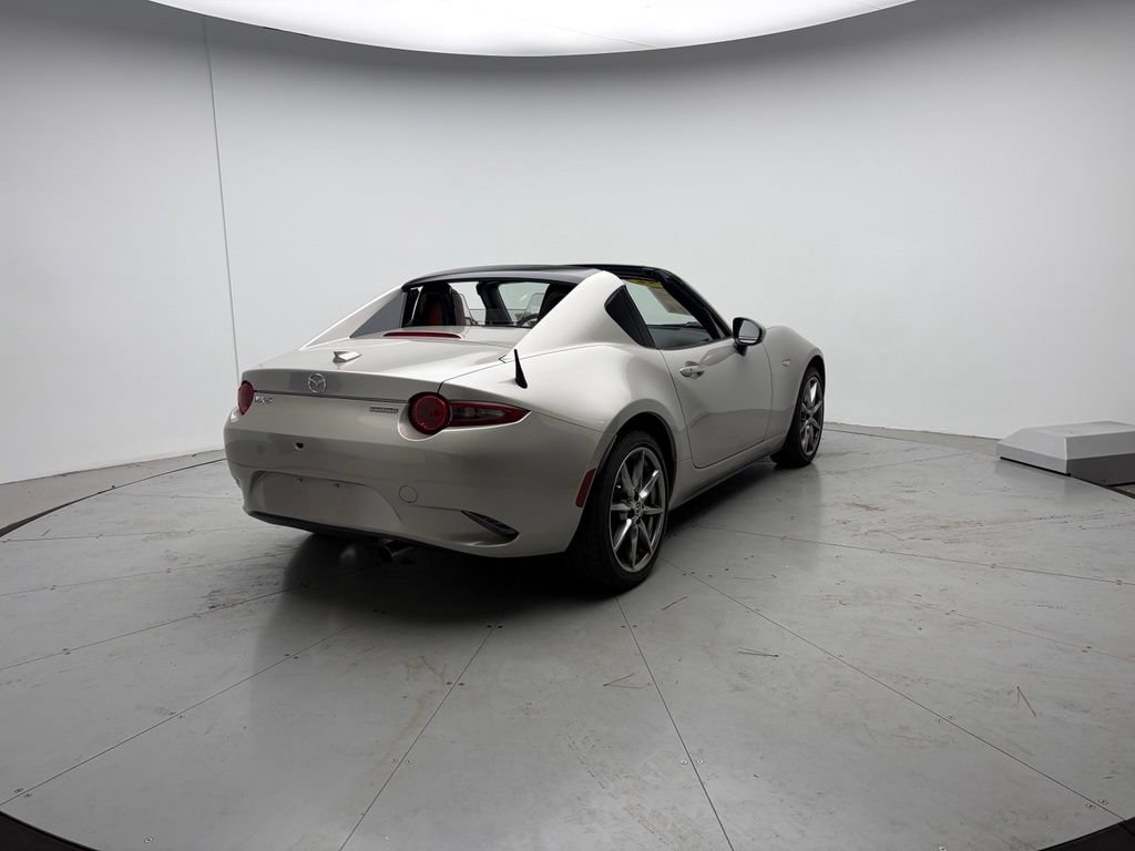 Used 2022 MAZDA MX-5 Miata RF Grand Touring RWD image 4