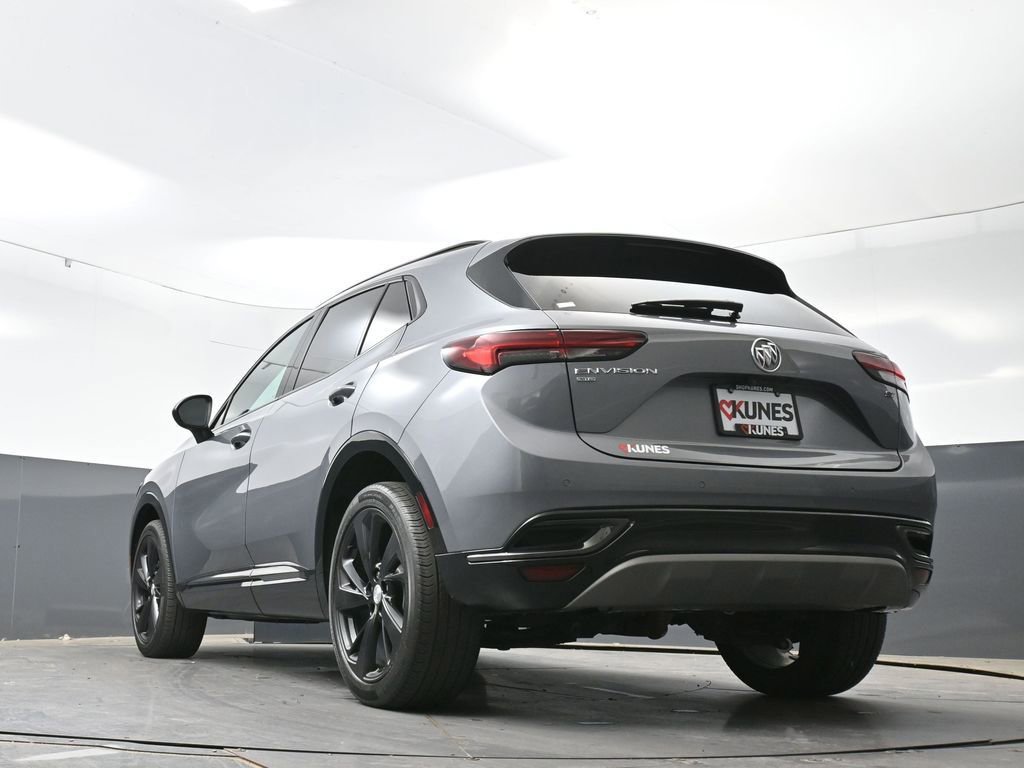 Used 2021 Buick Envision Essence w/ Sport Touring Package AWD/4WD image 57