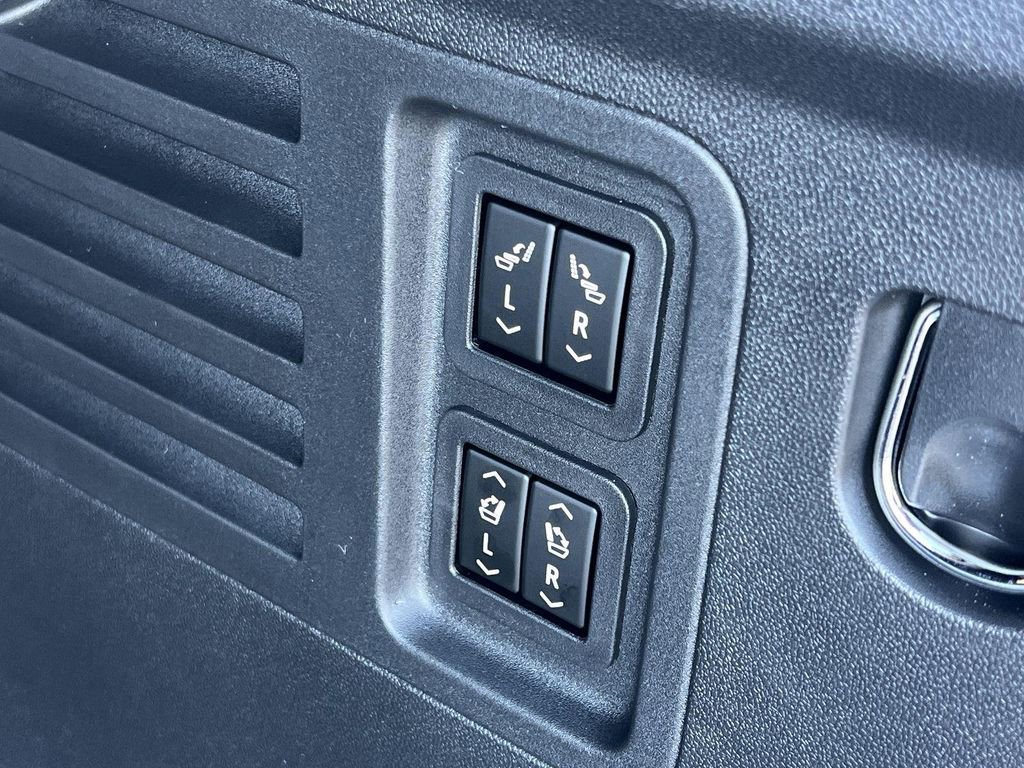 New 2026 GMC Acadia Denali w/ Super Cruise Package image 29