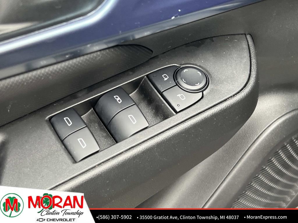 Certified 2025 Chevrolet Equinox EV LT image 16