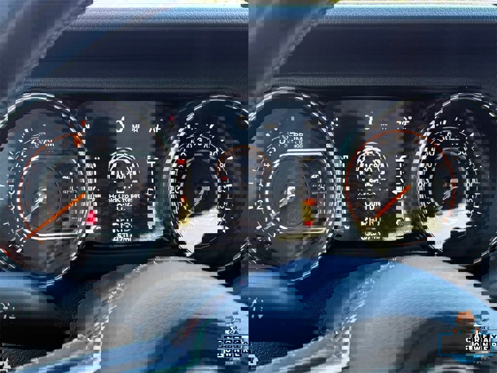 Used 2018 Jeep Wrangler Unlimited Sahara image 24