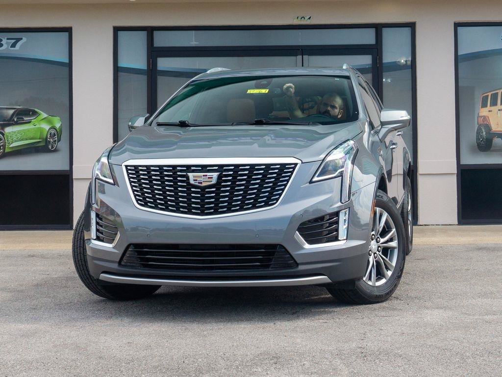 Used 2021 Cadillac XT5 Premium Luxury w/ LPO, Floor Liner Package AWD/4WD image 6
