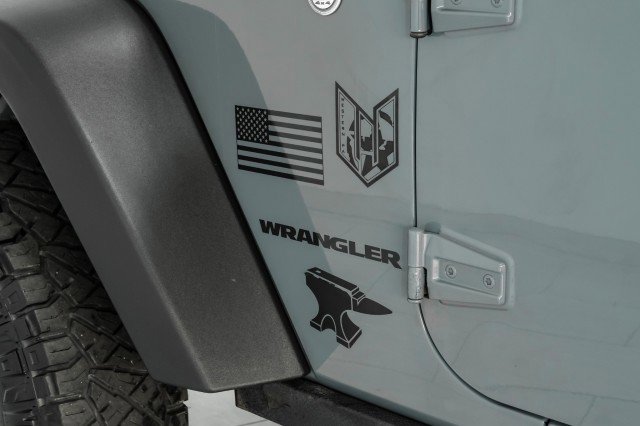 Used 2015 Jeep Wrangler Rubicon w/ Power Convenience Group image 42