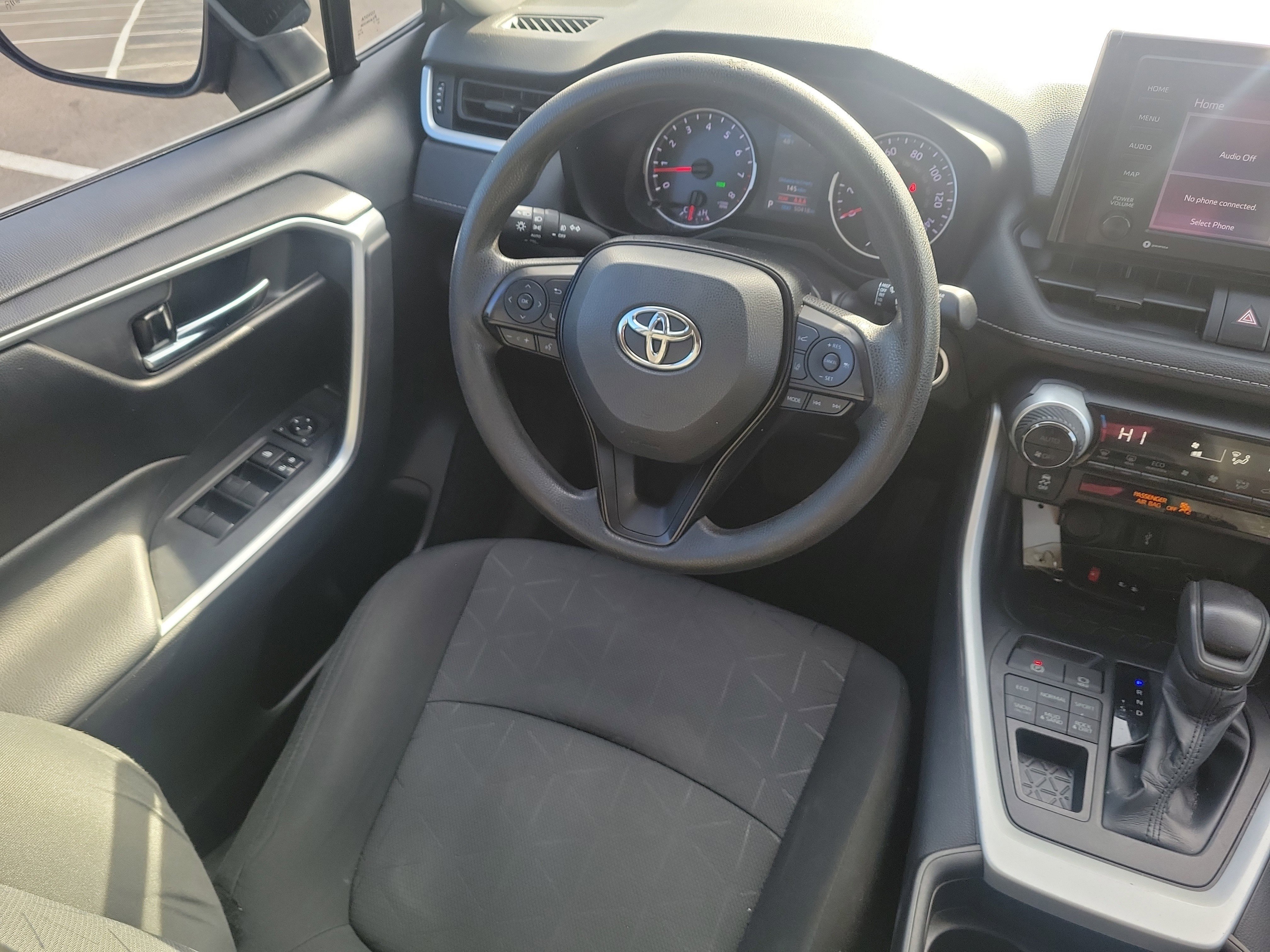 Used 2021 Toyota RAV4 XLE image 12