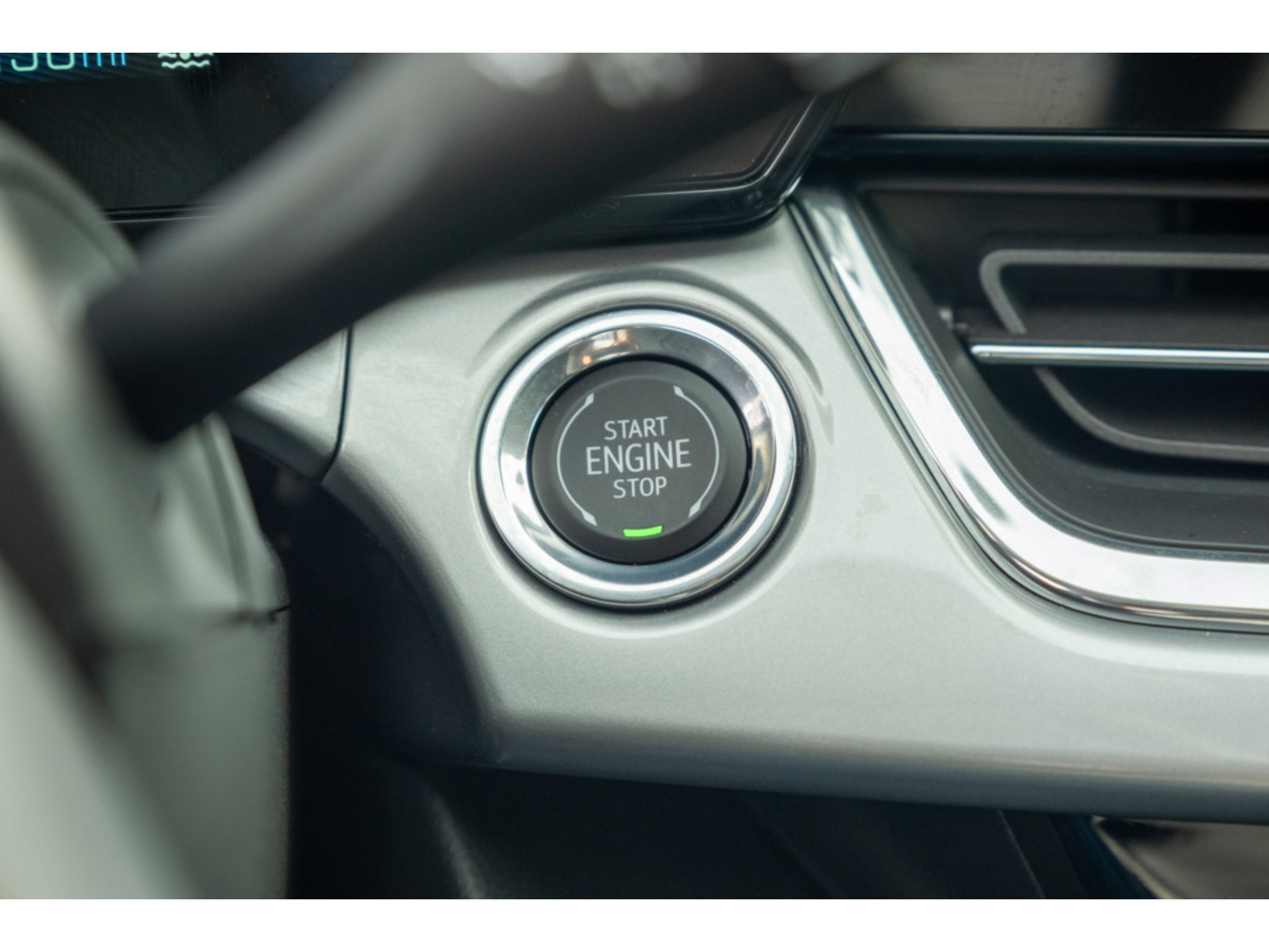 Used 2026 Chevrolet Trax LT FWD image 27