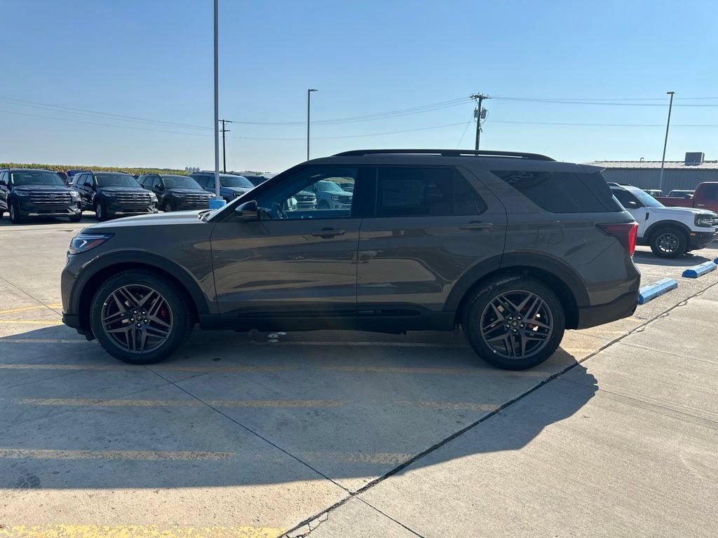 New 2026 Ford Explorer ST w/ Sun And Sound Package AWD/4WD image 4