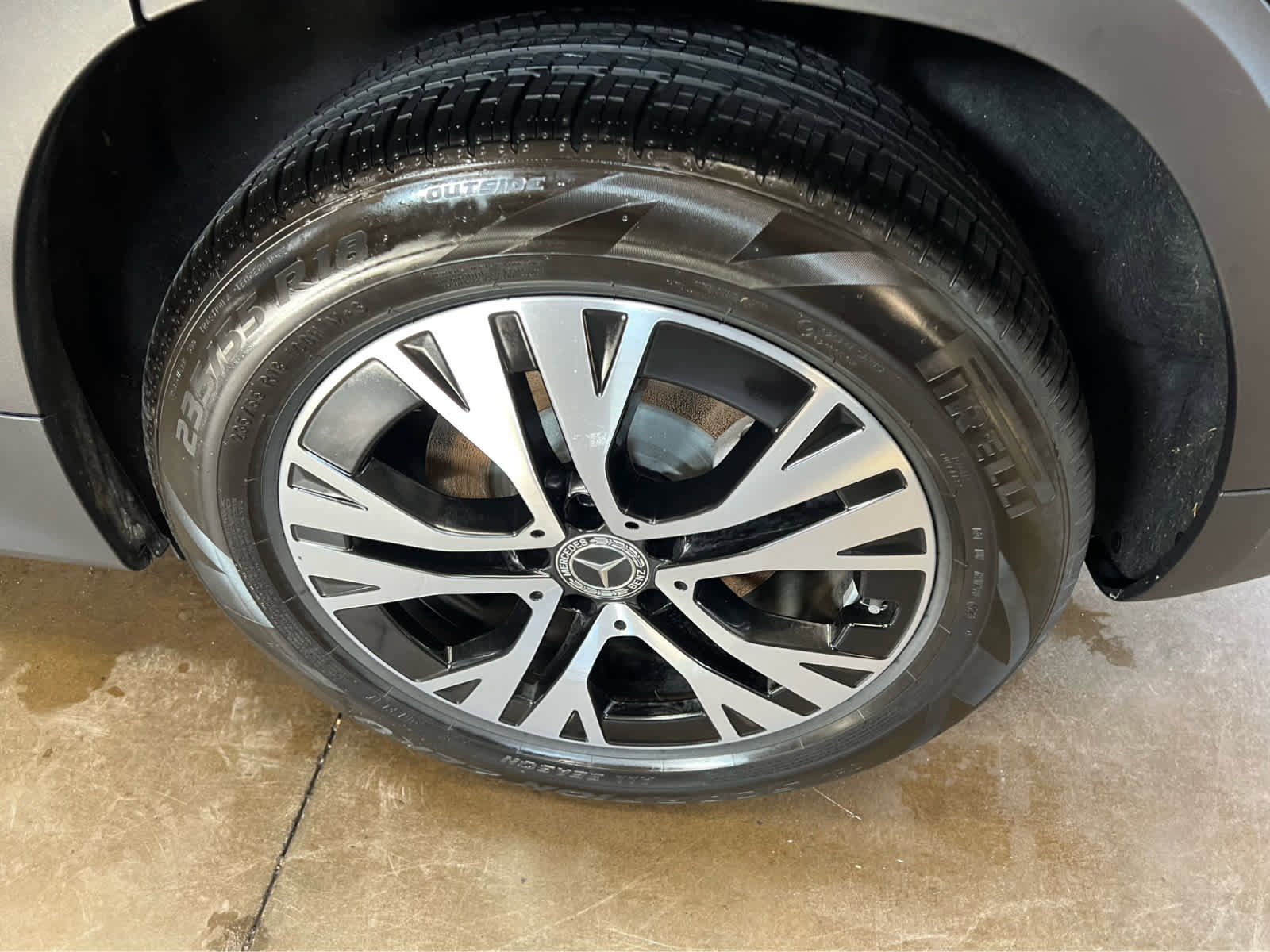 Used 2024 Mercedes-Benz GLB 250 4MATIC image 10