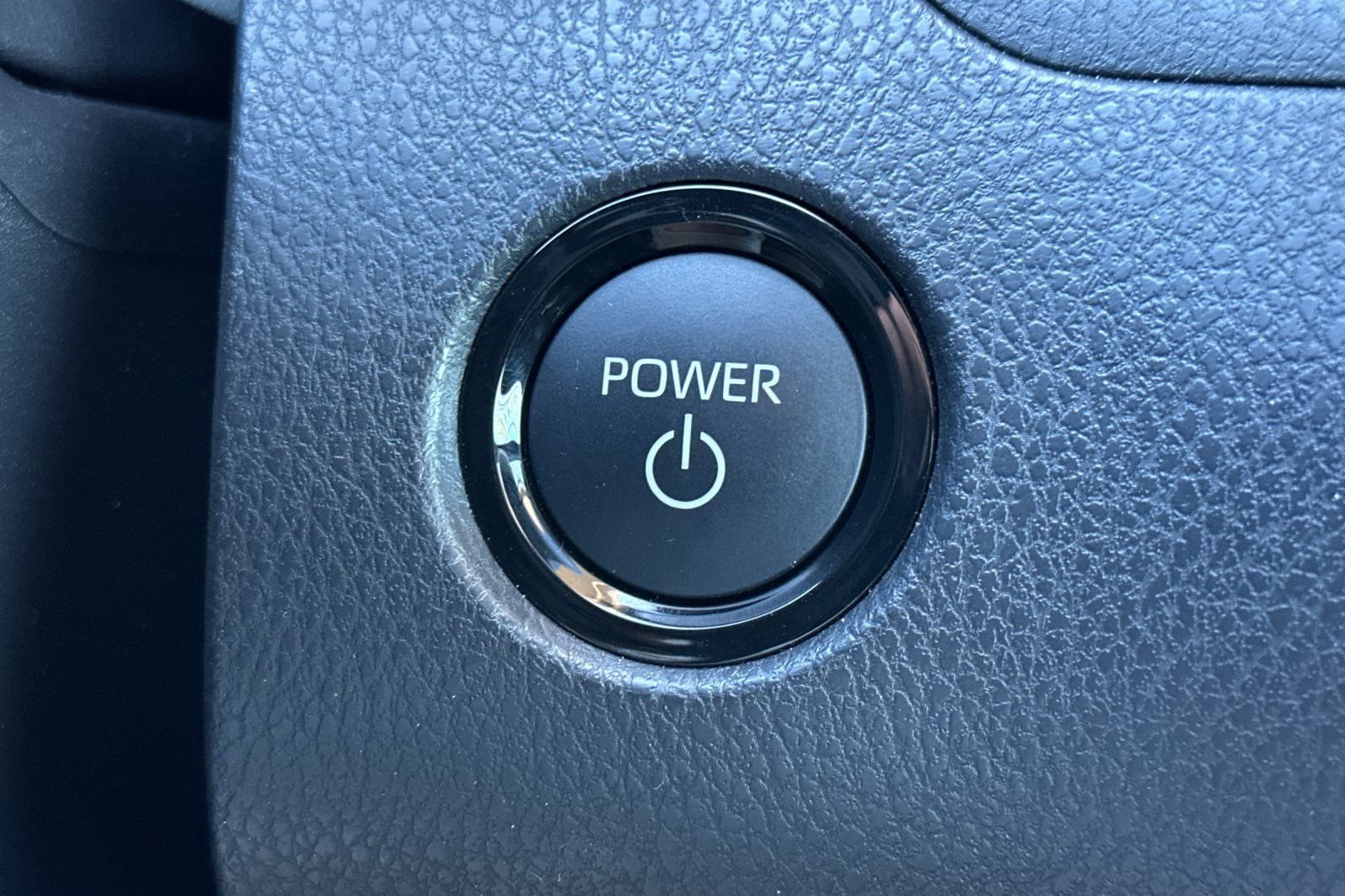 Used 2026 Toyota Camry Hybrid FWD image 22