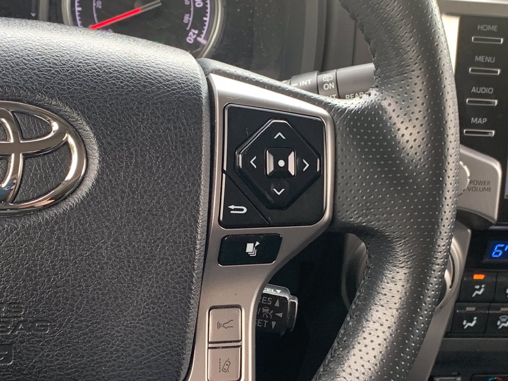 Used 2022 Toyota 4Runner Limited RWD image 15