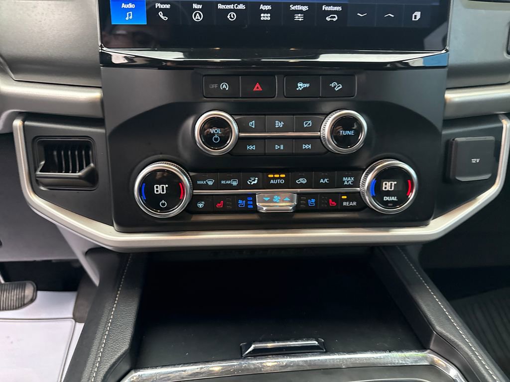 Used 2024 Ford Expedition Max XLT image 23