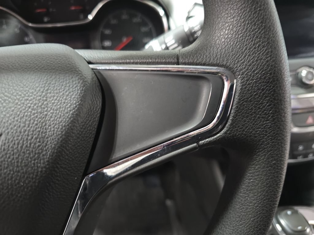 Certified 2019 Chevrolet Cruze LS FWD image 17