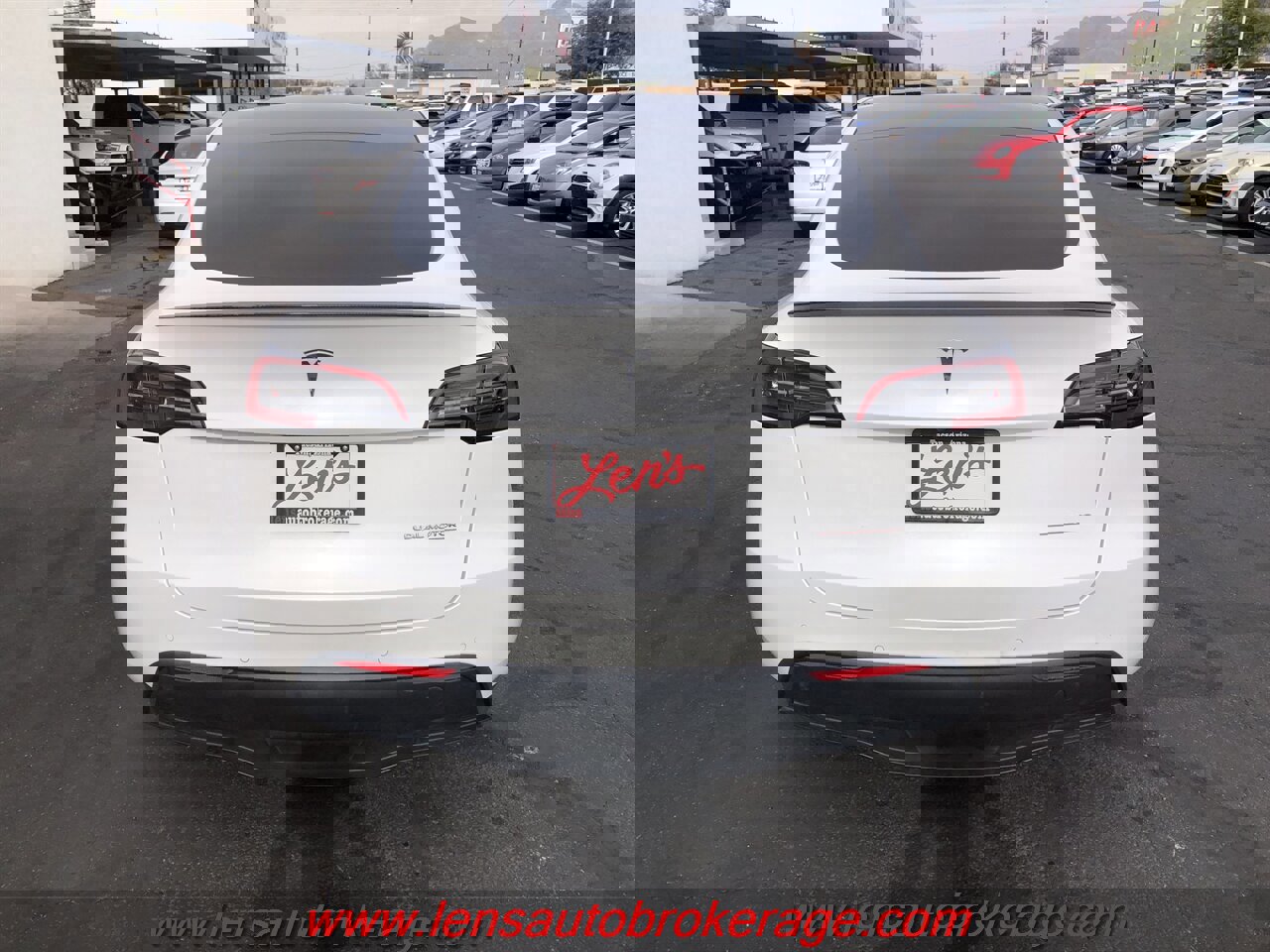 Used 2021 Tesla Model Y Performance image 7