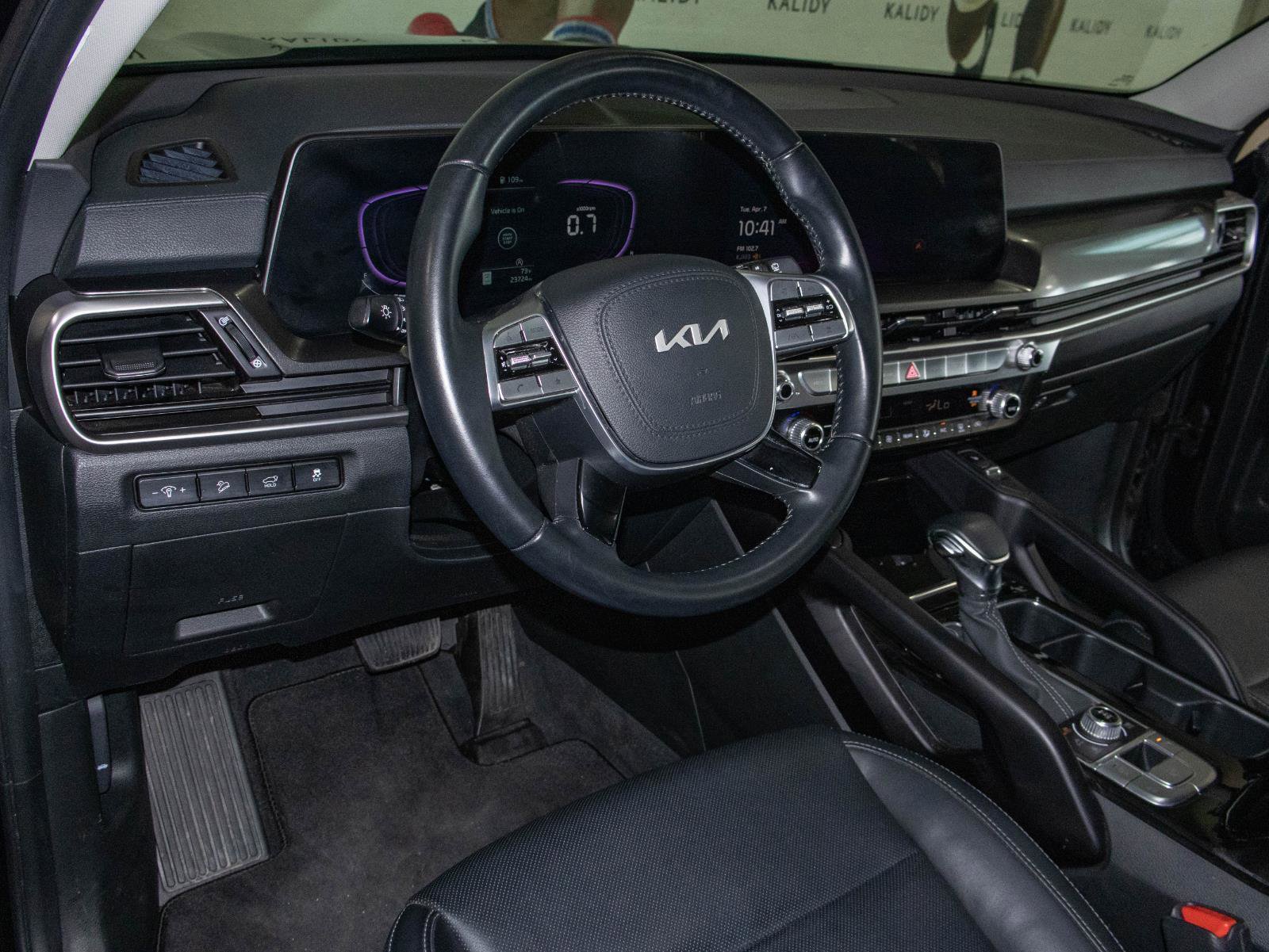 Used 2025 Kia Telluride S image 6