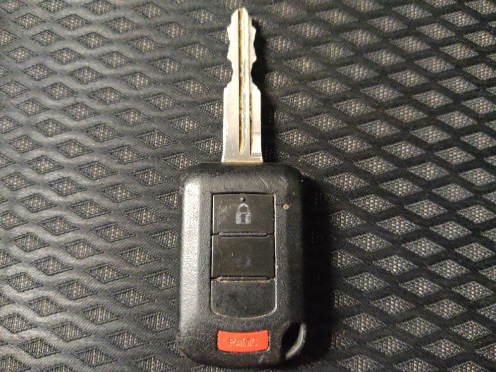 Used 2020 Mitsubishi Outlander ES image 32