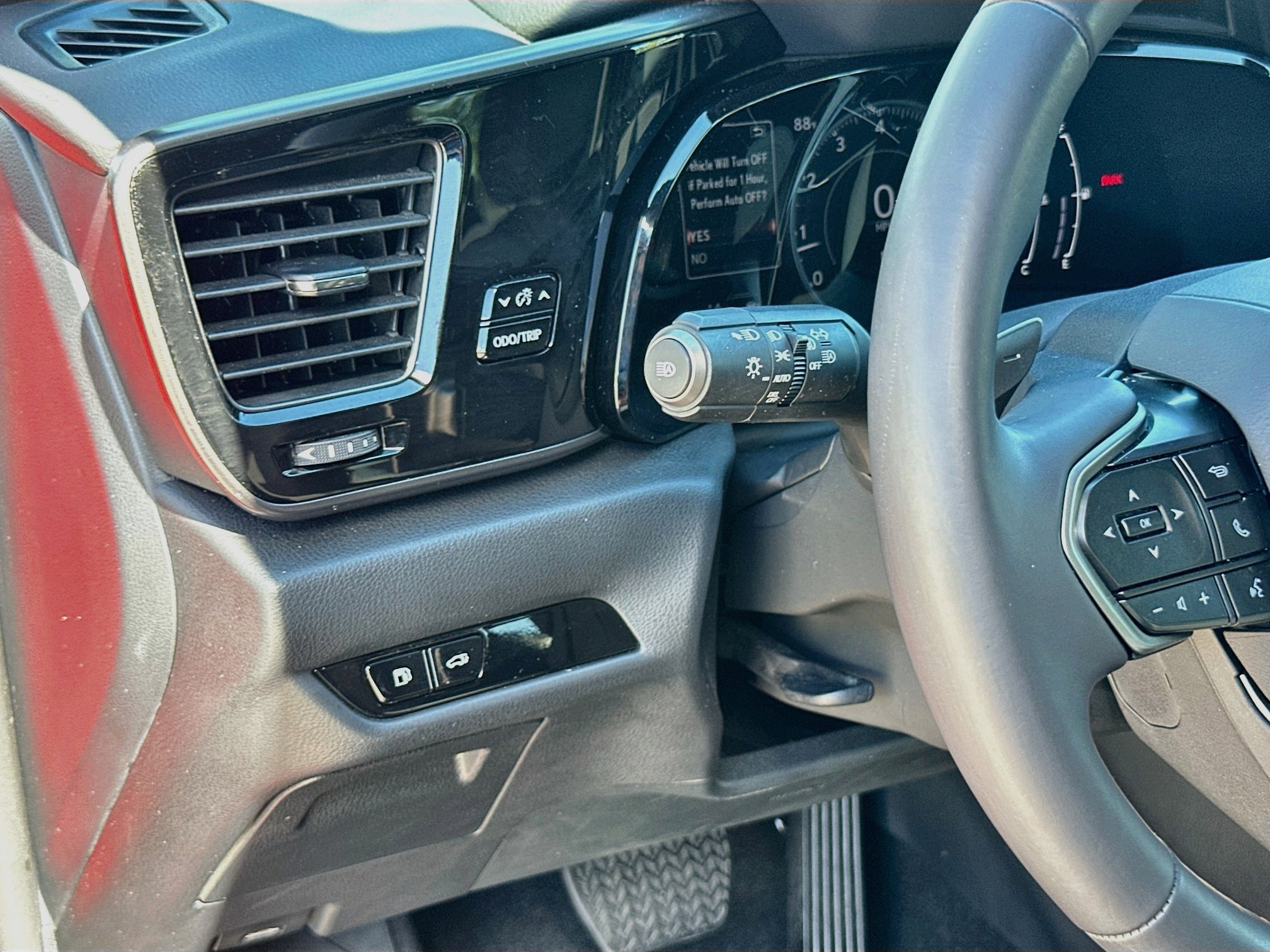 Used 2024 Lexus NX 250 FWD w/ Towing Package (2000 Lbs) image 10