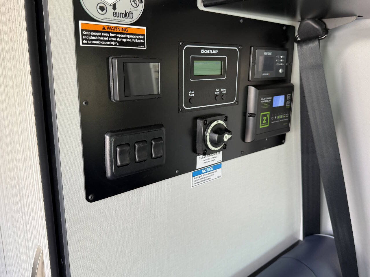 Used 2022 Mercedes-Benz Sprinter 2500 image 28