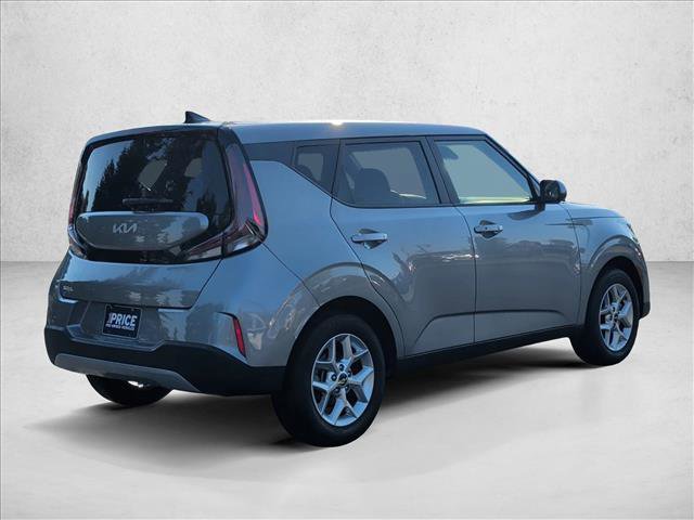 Used 2025 Kia Soul S FWD image 5