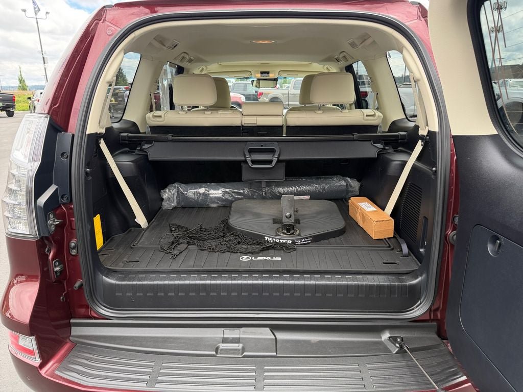 Used 2020 Lexus GX 460 Premium w/ Premium Package AWD/4WD image 22