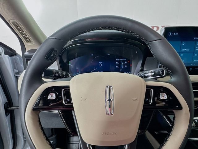 New 2026 Lincoln Corsair Premiere image 11