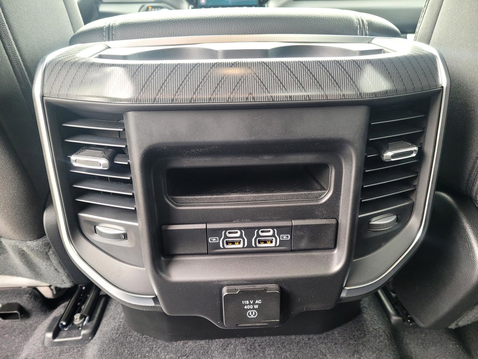 New 2026 RAM 1500 4x4 Crew Cab image 13