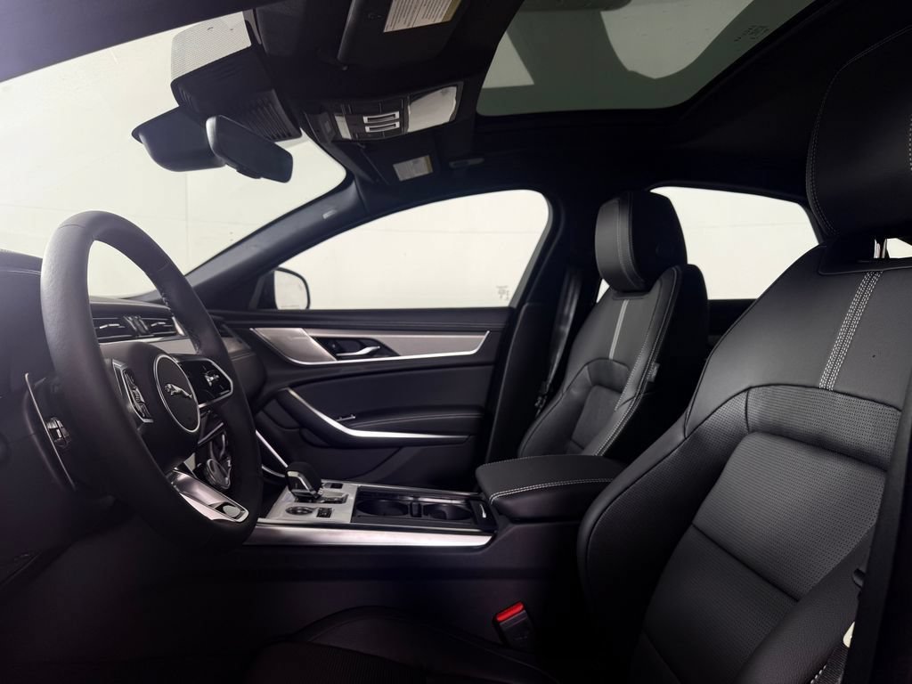 New 2024 Jaguar XF R-Dynamic SE AWD/4WD image 5